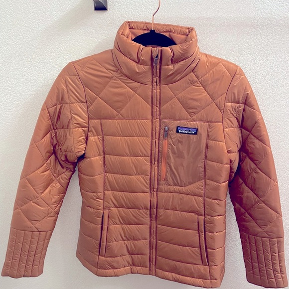 Patagonia Women's Century Pink Radalie Puffer Jacket - Picture 2 of 5